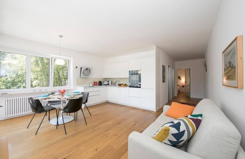 Ascona Apartment | Cozy Retreat: Family-Friendly Apartment in Ascona