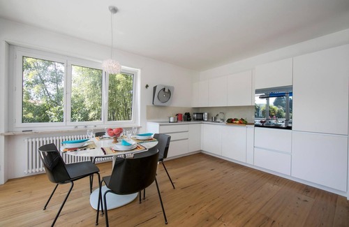 Ascona Apartment | Cozy Retreat: Family-Friendly Apartment in Ascona