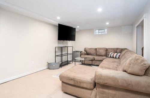 Near Eastside House | Pet-Friendly Escape: Charm City Hideout with Hot Tub