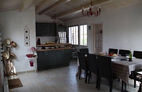 Saint-Clement-des-Baleines House | Family-Friendly Retreat on Ile de Ré with Ocean Views
