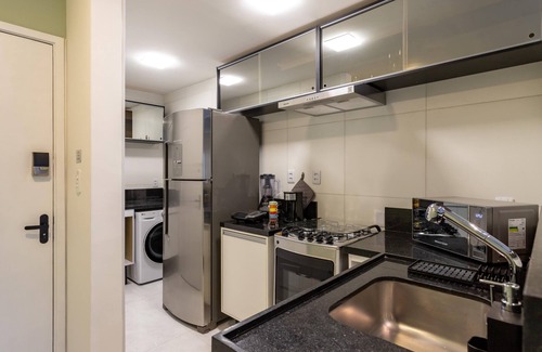 Zona Sul Apartment | Cozy Retreat in Botafogo with Breakfast & Family-Friendly Perks