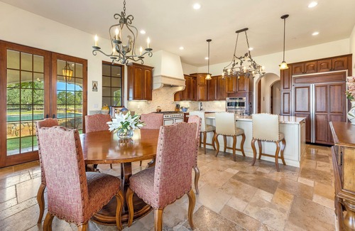 Fairfield Villa | Experience Villa Capricho: Exclusive Wine Country Retreat