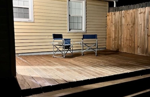 Troy House | Prime Location Hotel with Spa, Hot Tub & Perfect Reviews