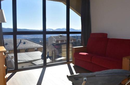 Font-Romeu-Odeillo-Via Apartment | Scenic Cabin with Direct Access to Télécabines in Font-Romeu