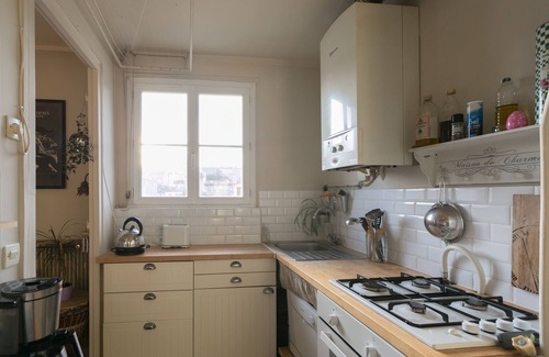 Louis Bertrand-Mirabeau-Semard Apartment | Exceptional 2 Rooms Near Paris with Kitchen Amenities