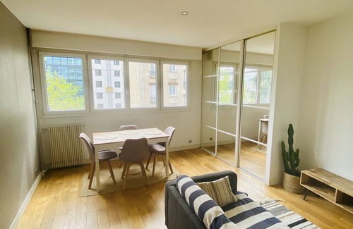 Quartier de la Maison-Blanche Apartment | Cozy 2-Bedroom Retreat in the Heart of Butte aux Cailles