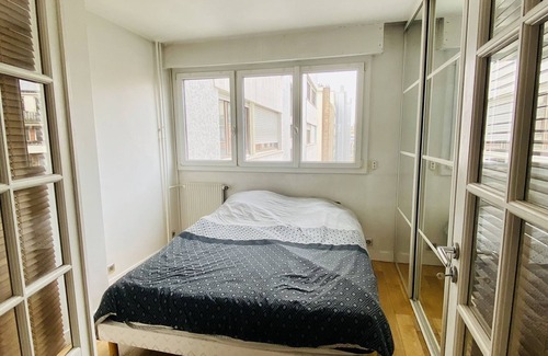 Quartier de la Maison-Blanche Apartment | Cozy 2-Bedroom Retreat in the Heart of Butte aux Cailles