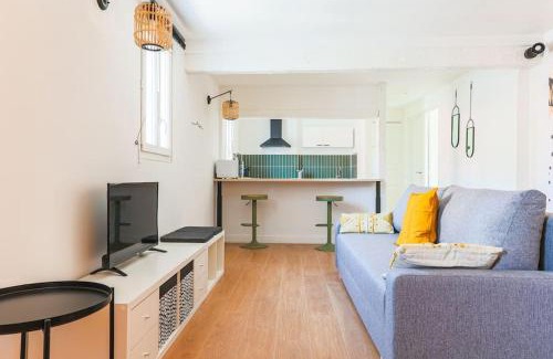 6th Arrondissement Apartment | Comfortable 2-Bedroom Accommodations in Central Marseille