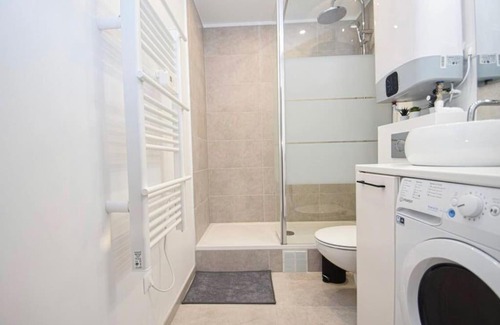 Bourgogne Apartment | Stylish 2P in the Heart of Orléans - Family-Friendly Stay