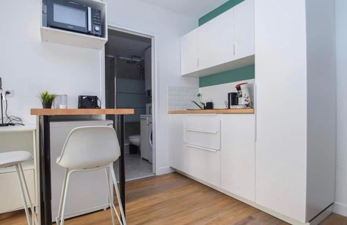 Bourgogne Apartment | Stylish 2P in the Heart of Orléans - Family-Friendly Stay