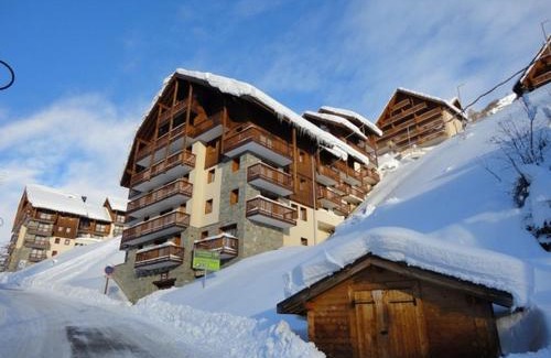 Valloire Apartment | Enjoy a Poolside Getaway in Valloire for 6 Guests