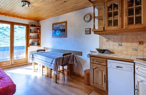 Meribel-Mottaret Apartment | Relaxing 2-Room Appartement Méribel for Families & Accessible