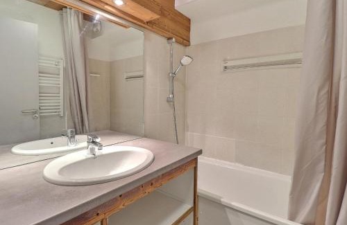 La Perriere Apartment | Family-Friendly Appartement La Tania with Perfect 10 Rating