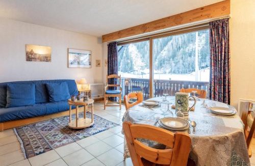 Le Praz Apartment | Family-Friendly Appartement La Tania for 4 Guests