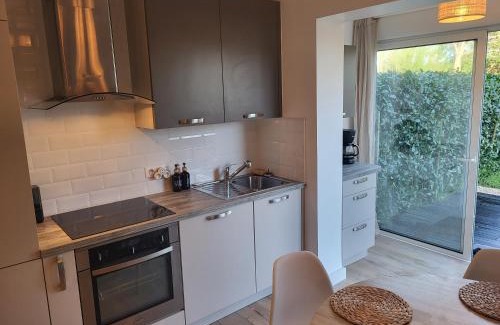 Benodet Apartment | Delightful Oceanfront Apartment with Garden & Pet Friendly