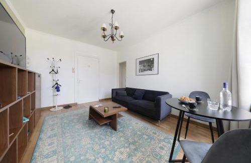 Centre Ville Apartment | Central Apartment Steps from the Palace - Rated 9/10