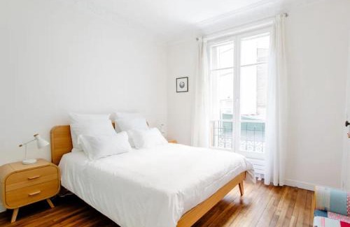 11th Arrondissement Apartment | Stylish Apartment Near Père Lachaise - Guest Rated 9.8