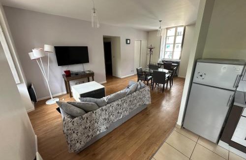 Uzerche Apartment | Family-Friendly Ground Floor Apartment with Breakfast