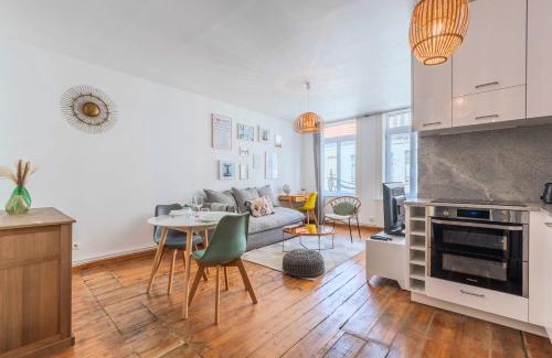 Vauban - Wazemmes Apartment | Elegant One-Bedroom Apartment in Prime City Center