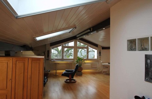 Meinier Apartment | Cozy Attic Near Vésenaz - Family Friendly Getaway