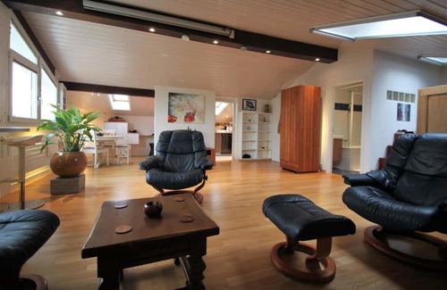Meinier Apartment | Cozy Attic Near Vésenaz - Family Friendly Getaway