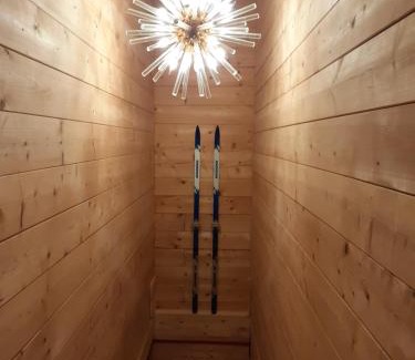 Faverges-Seythenex Ski Chalet | Serene Chalet with Mountain Views, Pet-Friendly Retreat
