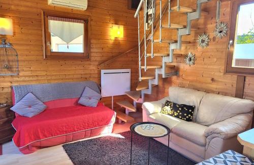 Amfreville Ski Chalet | Relaxing Chalet with Private Garden for Peaceful Retreat