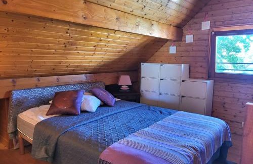 Amfreville Ski Chalet | Relaxing Chalet with Private Garden for Peaceful Retreat
