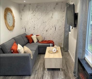 Arthon Ski Chalet | Cozy Chalet Retreat with Hot Tub and Oceanfront Views