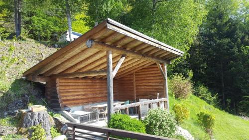 Sembrancher Ski Chalet | Cozy Mountain Chalet Near Verbier - Pet & Child Friendly