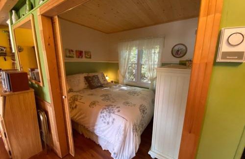 Chertsey Ski Chalet | Cozy Chalet du Lac Paré: Perfect for Families and Pets