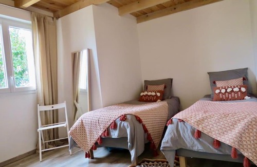Bastelicaccia Apartment | Cozy Duplex Just 5 Minutes from the Beach with Kitchen