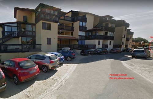 Vieux-Boucau-les-Bains Apartment | Idyllic Apartment Steps from Lake and Beach with Spa Access