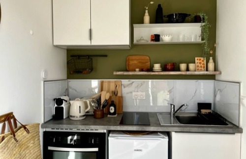 La Bernerie-en-Retz Apartment | Central Gîte with Breakfast & Family-Friendly Amenities