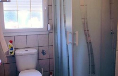 Etain House | Inviting Gîte à Étain: Child Friendly with Terrace & Parking