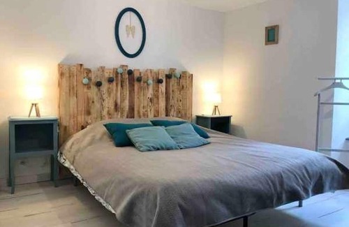 Neufchateau Apartment | Charmant Gîte à Neufchâteau Proche Domrémy-la-Pucelle - FR-1-589-797