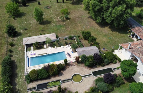 Poussignac Apartment | Idyllic Gîte with Pool, Spa & Family-Friendly Amenities