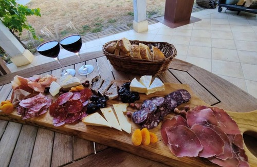 Poussignac Apartment | Idyllic Gîte with Pool, Spa & Family-Friendly Amenities