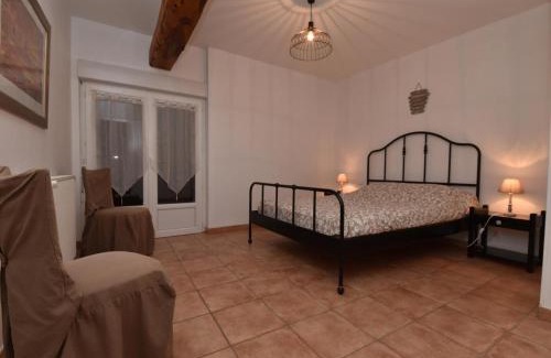 Cressanges House | Inviting Gîte with Pool & Child-Friendly Amenities Near St Pourçain