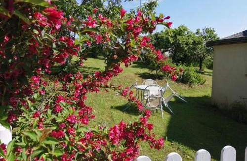 Montilliers House | Family-Friendly Retreat with Garden & Valley Views near Cholet