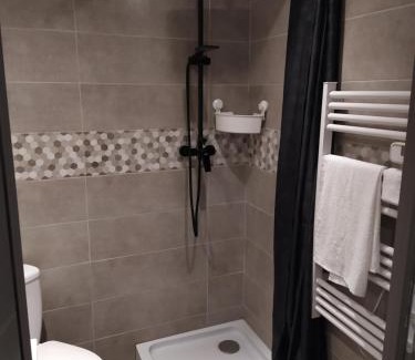 Ales Apartment | Inviting Independent Gite with Child-Friendly Features