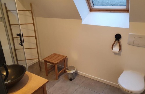 Gisors Apartment | Cozy Gite de Moiscourt: Family-Friendly Retreat Awaits