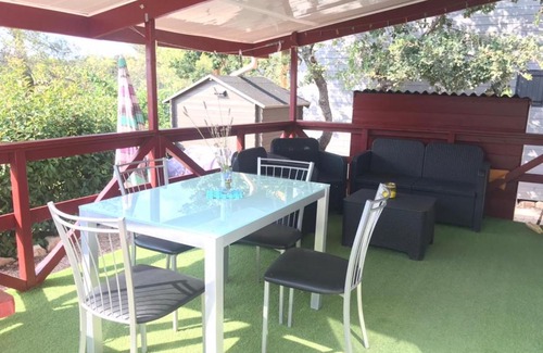 Rocbaron Other | Delightful Oceanfront Mobile Home with Pool & Pet-Friendly