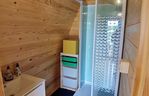 Nielles-les-Ardres Cabin | Cozy POD en Bois with Pool & Spa Near Scenic Water