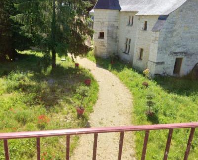 Saint-Denis-en-Val House | Cozy Retreat at Courchamps with Terrace and Garden