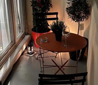Bleuets - Bordieres - Pinsons Apartment | Serene Retreat with Garden, Steps from Créteil L Échat Metro