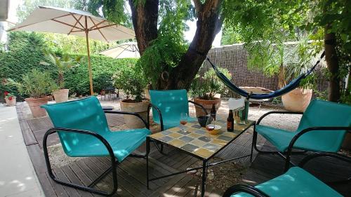 Nyons Apartment | Cozy Studio in Nyons with Breakfast & Child-Friendly Amenities