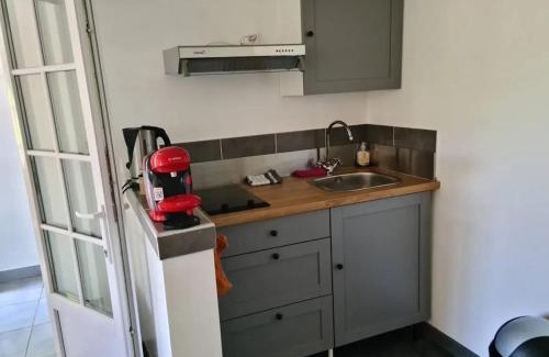 Saint-Ay Apartment | Lovely Studio in Saint Ay with Garden View, Family-Friendly