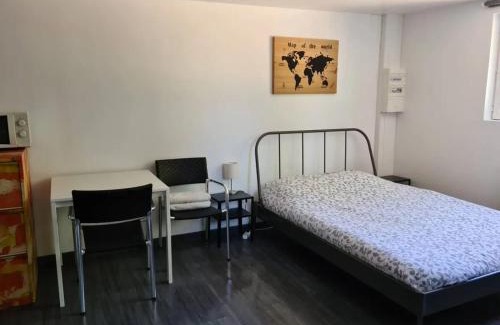 Saint-Ay Apartment | Lovely Studio in Saint Ay with Garden View, Family-Friendly