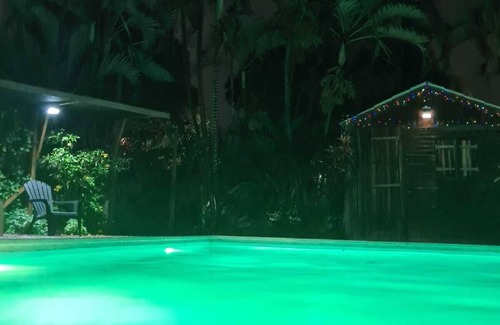 Dampierre Apartment | Inviting Studio with Pool, Steps from the Beach!